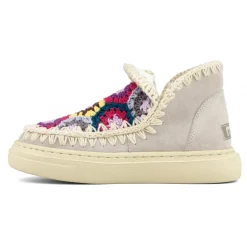 Bold Crochet Upper