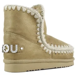 Eskimo 18 With Rhinestones Logo