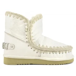 Eskimo 18 With Rhinestones Logo
