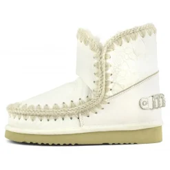 Eskimo 18 With Rhinestones Logo
