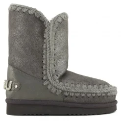 Eskimo 24 With Rhinestones Logo
