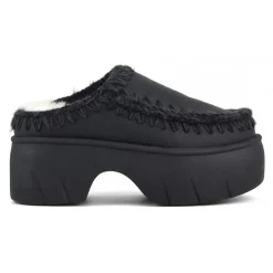 Eskimo Clog Twist