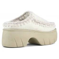 Eskimo Clog Twist
