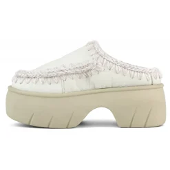 Eskimo Clog Twist