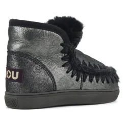 Eskimo Sneaker Kid