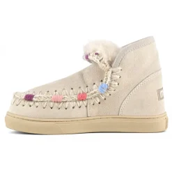 Eskimo Sneaker Overstitching