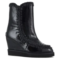 French Toe Wedge Short