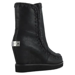 French Toe Wedge Short