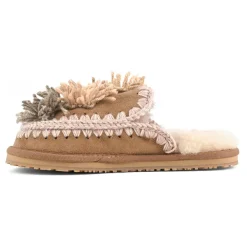 Slipper With Wool Flowers And Rhinestones